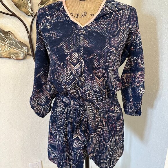 🐍 Collective Concepts Snakeskin Print Romper - Size L 🐍 - Picture 1 of 3